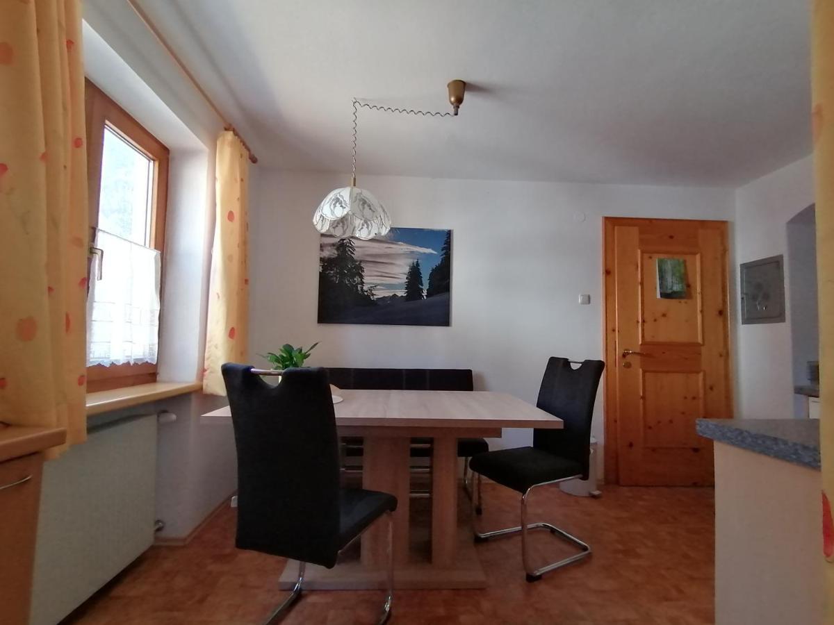 Appartement Ebster เพทท์นอย อัม อาร์ลแบร์ก ภายนอก รูปภาพ