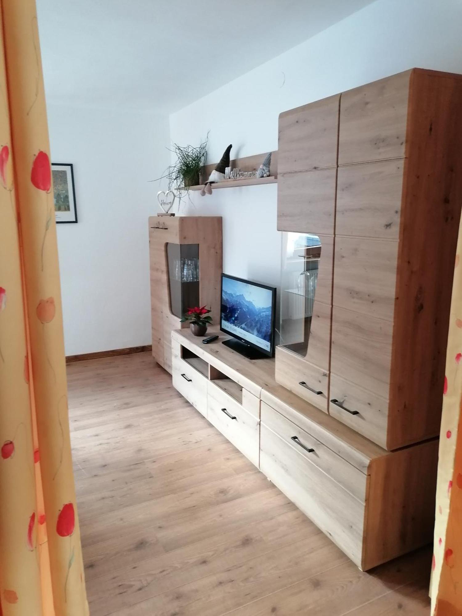 Appartement Ebster เพทท์นอย อัม อาร์ลแบร์ก ภายนอก รูปภาพ