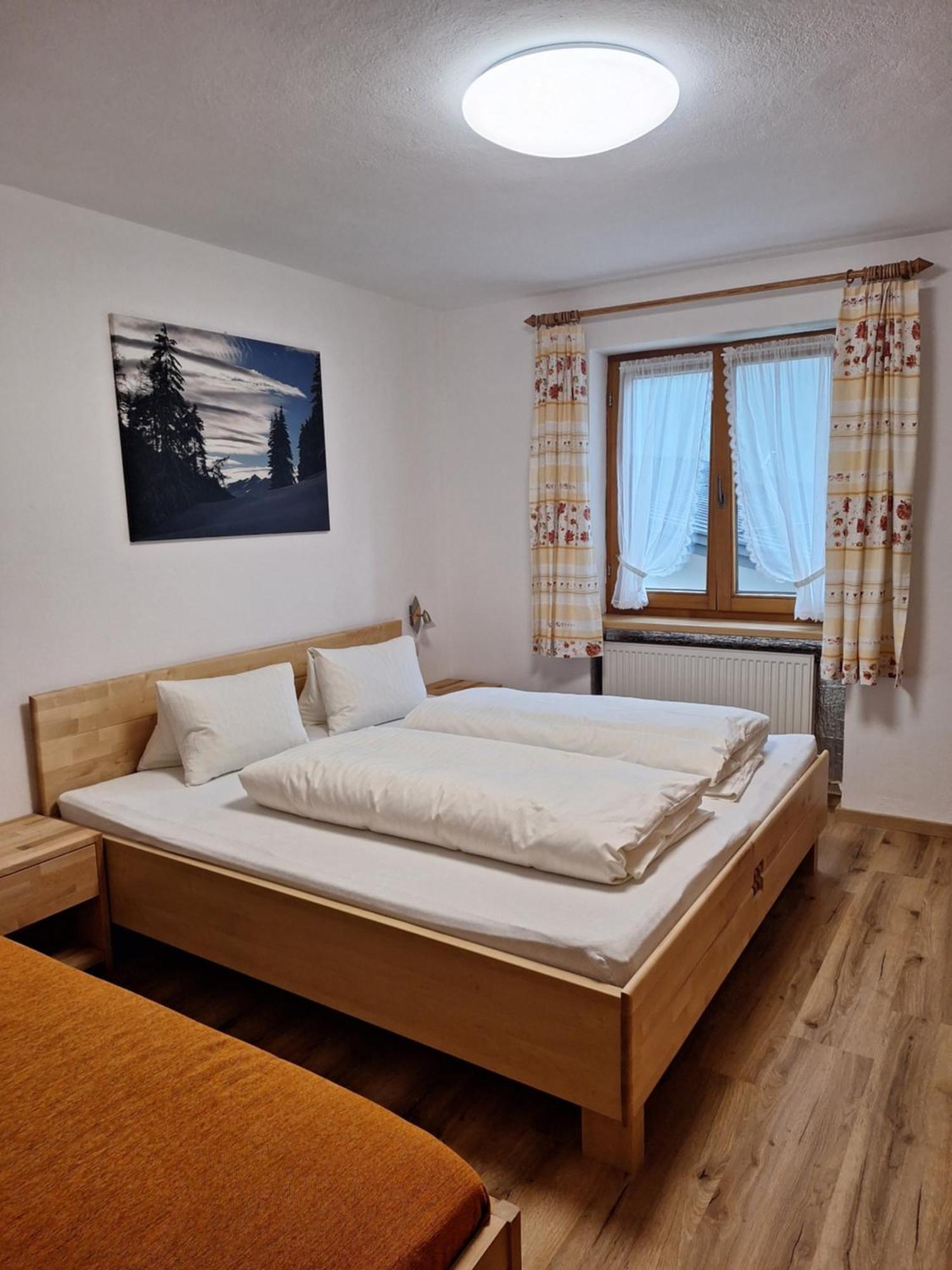 Appartement Ebster เพทท์นอย อัม อาร์ลแบร์ก ภายนอก รูปภาพ