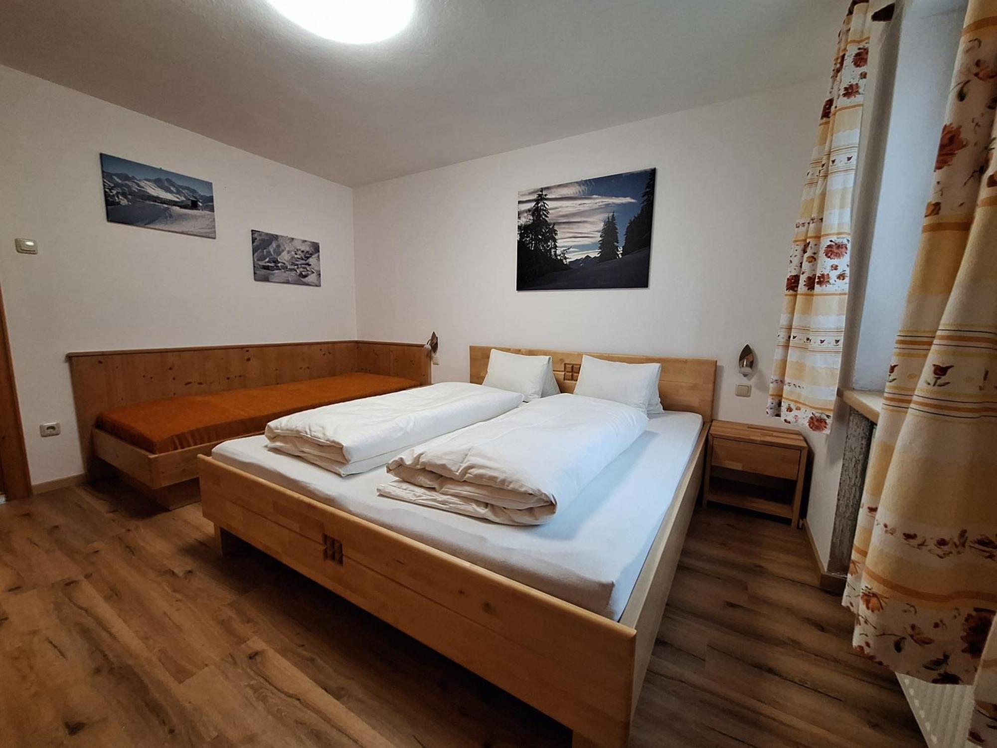 Appartement Ebster เพทท์นอย อัม อาร์ลแบร์ก ภายนอก รูปภาพ
